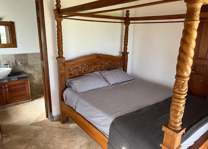 Ocean Views, Peaceful Living Vakantiehuis Airsatang