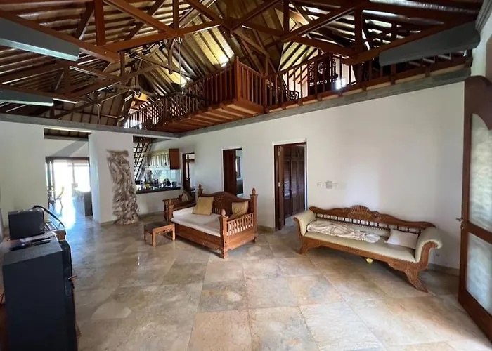 بيت للعطل Ocean Views, Peaceful Living Airsatang