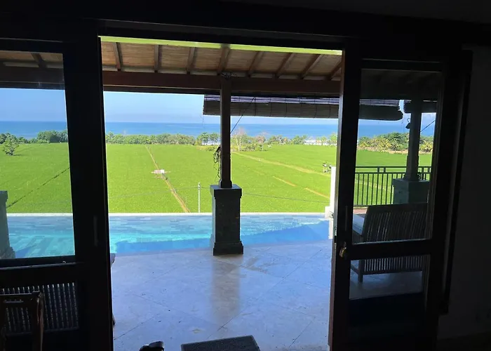 Ocean Views, Peaceful Living *